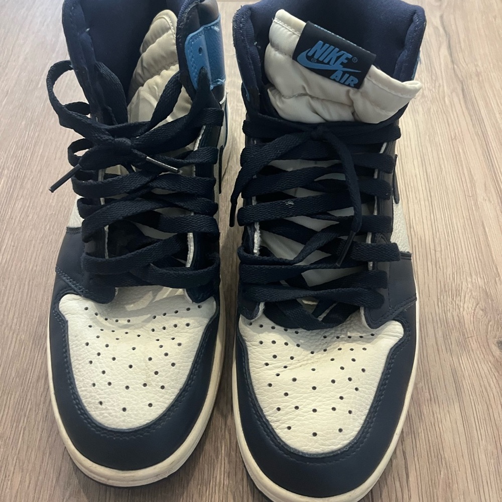 Nike Jordan 1 OG high UNC size 10.5 excellent condition